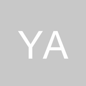 Meet your Posher, Yemi